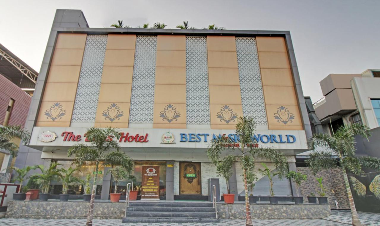 Hotel Treebo The Boss à Rāipur Extérieur photo